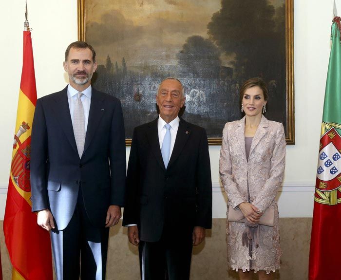 Los Reyes y el Presidente de Portugal © Gtresonline