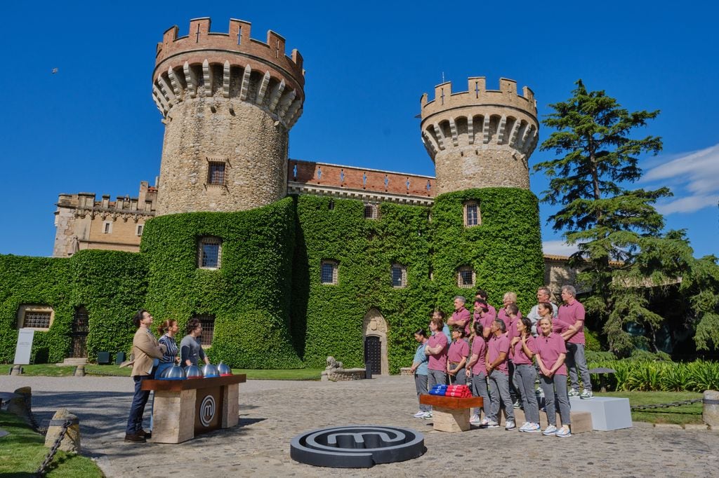 Equipo de MasterChef Celebrity, en el Castillo de Peralada