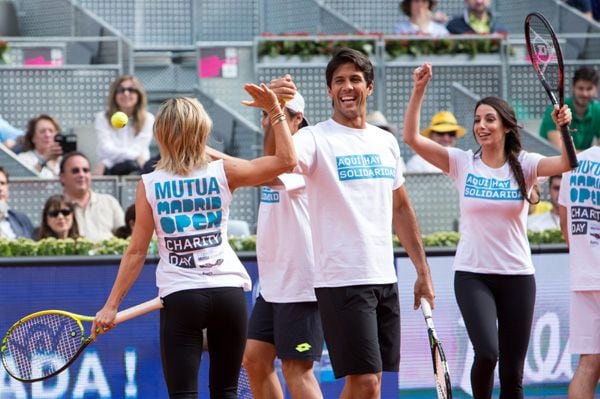 La actriz y embajadora de UNICEF, Elsa Pataky, lideró el equipo 'Los Vengadores', formado por los tenistas David Ferrer, Carla Suárez y Fernando Verdasco, los actores Antonio Velázquez y Jesús Castro y la exgimnasta Almudena Cid
