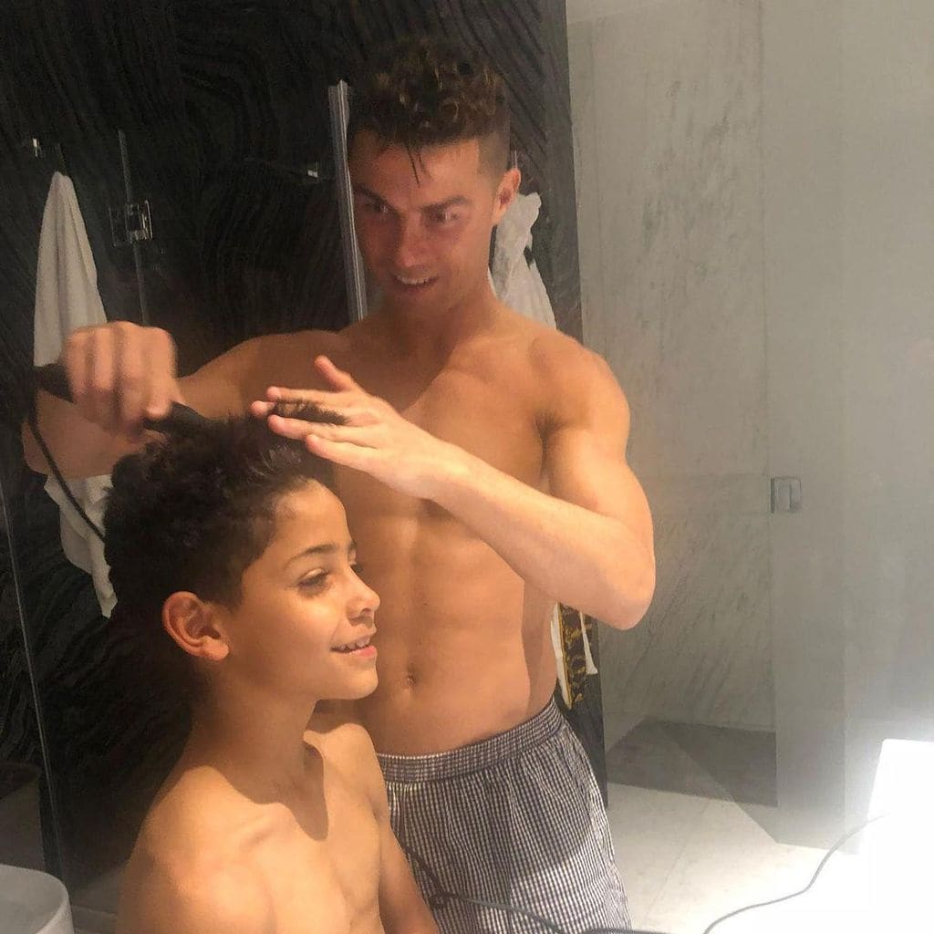 cristiano con su hijo