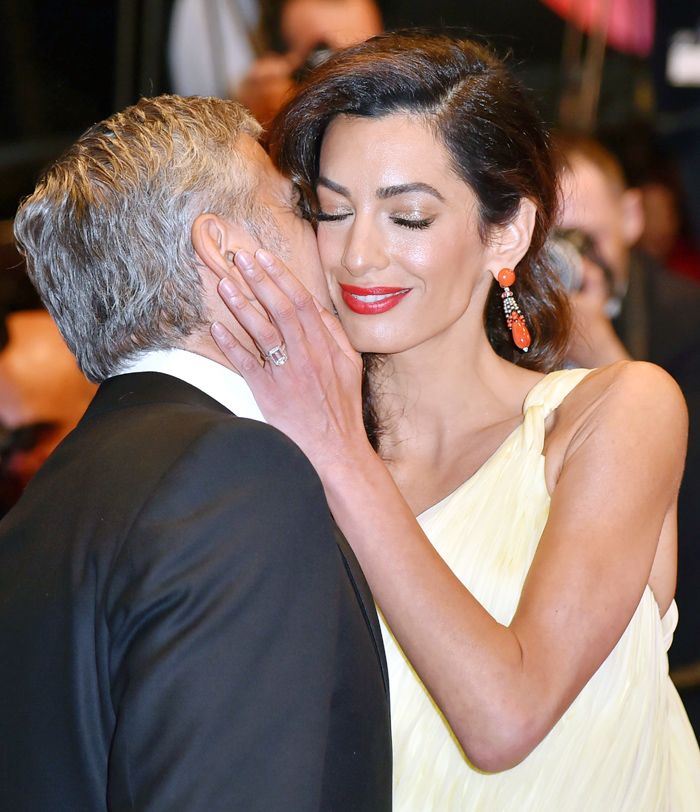 El anillo con el que George Clooney le pidió matrimonio a Amal