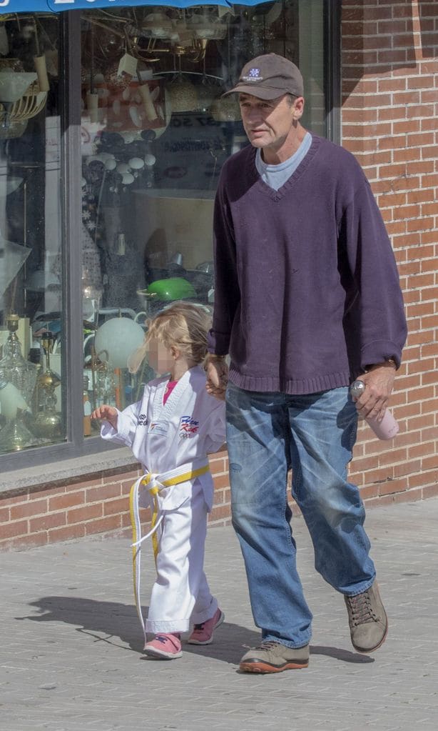 Alessandro Lequio con su hija HOLA+