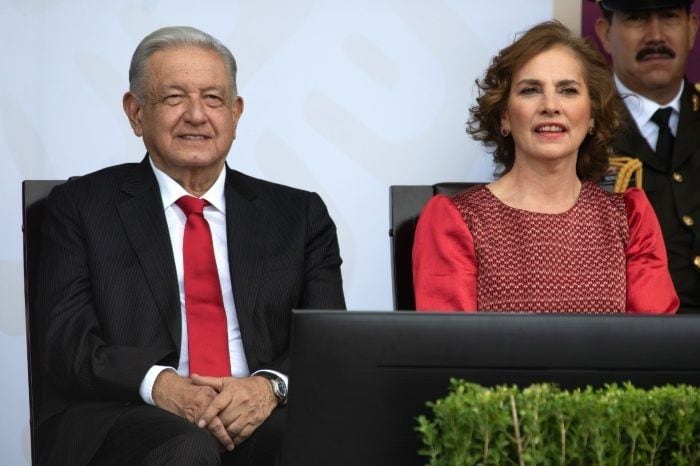 Beatriz Gutiérrez Müller y Andrés Manuel López Obrador