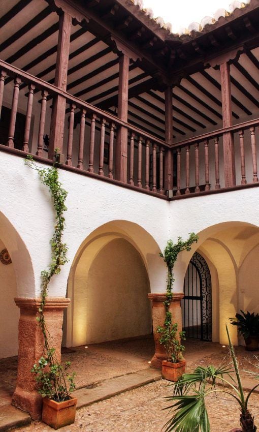 Patio típico de una casona en Villanueva de los Infantes.