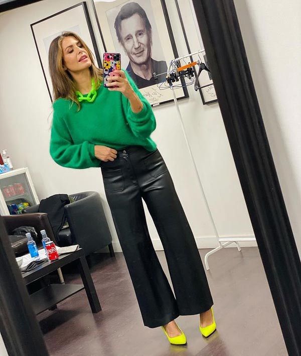 Nuria Roca con pantalones de Zara