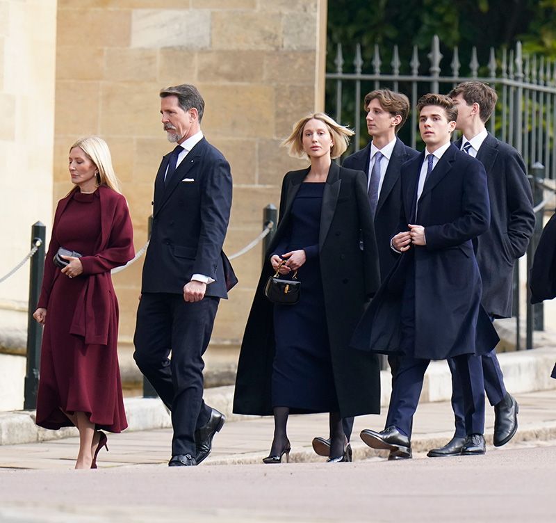 La elegancia de Marie-Chantal de Gracia con su look burdeos en el funeral de Constantino