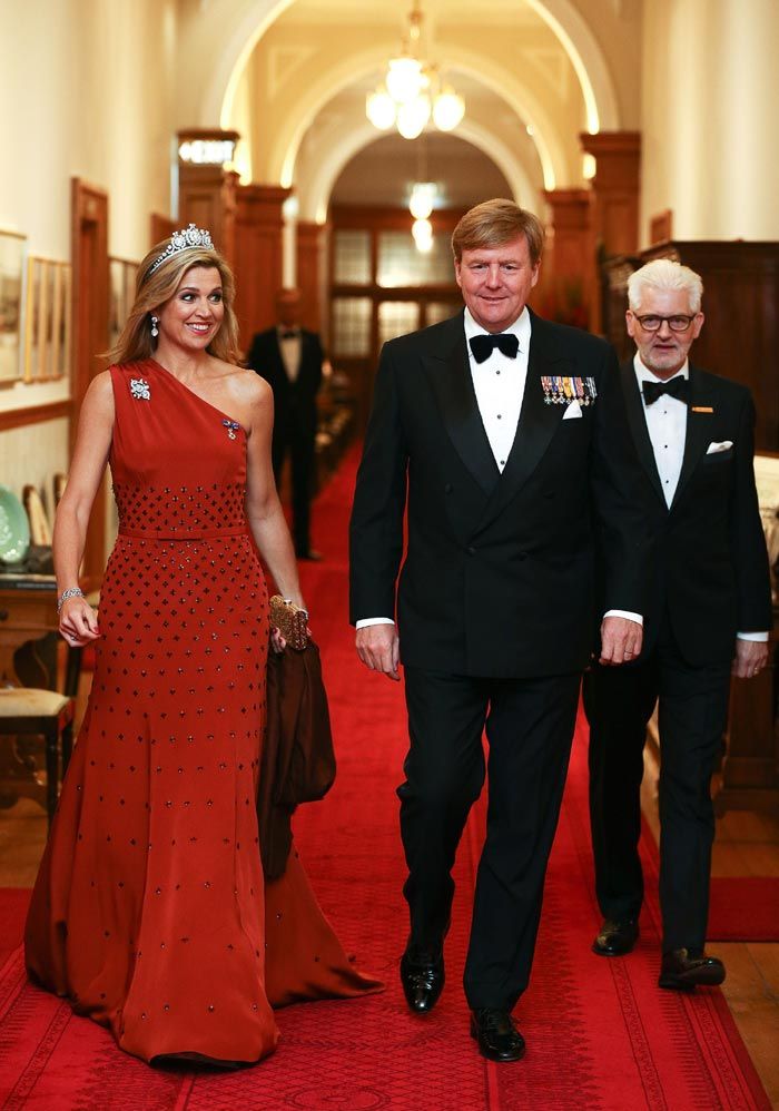 Máxima de Holanda vistió de Claes Iversen y la tiara de diamantes de la reina Emma en la cena de gala en la Casa del Gobierno
