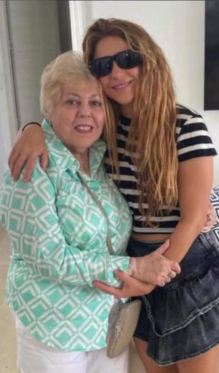 Shakira y su madre, la señora Nidia Ripoll