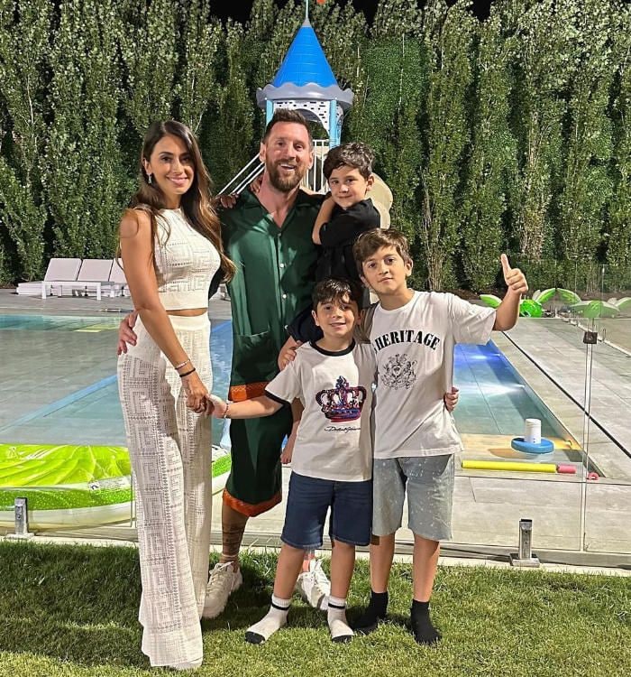 Messi sopla las velas por su 36 cumpleaños junto a Antonela y sus tres hijos antes de poner rumbo a Miami