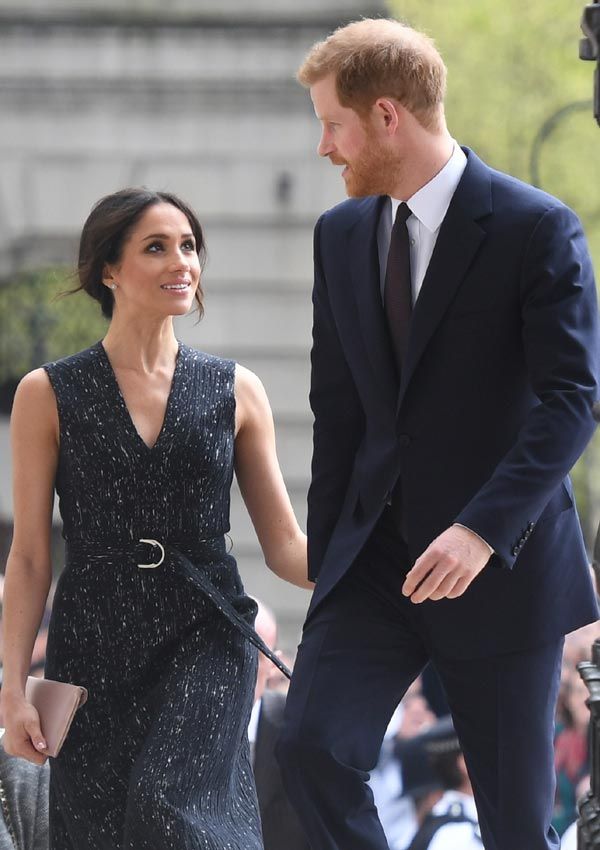 pop_up_boda_meghan_harry_1z