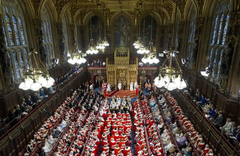 Las Casas del Parlamento, apertura de la sesión en el Palacio de Westminster