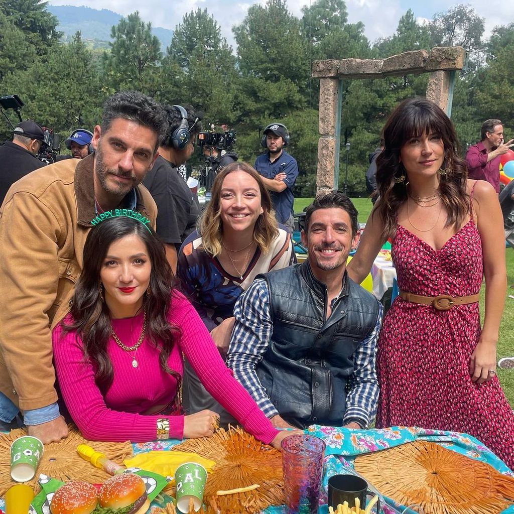 Alberto Guerra, Erendira Ibarra, Regina Blandón, Erick Elías y Valentina acosta en 'Accidente'