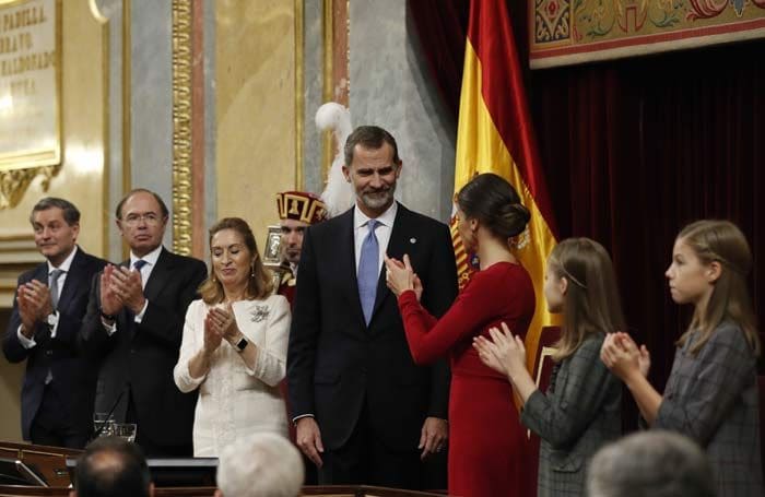 Los Reyes Felipe y Letizia con la princesa Leonor y la infanta Sofía