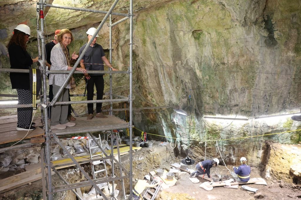 La reina Sofía vuelve a los yacimientos de Atapuerca para celebrar un importante aniversario