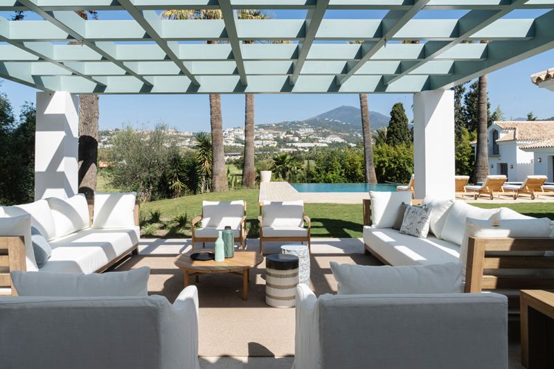 casa marbella outdoor living 01