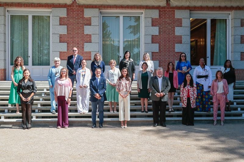 Reina Letizia con los representantes de la Alianza Iberoamericana de Enfermedades raras