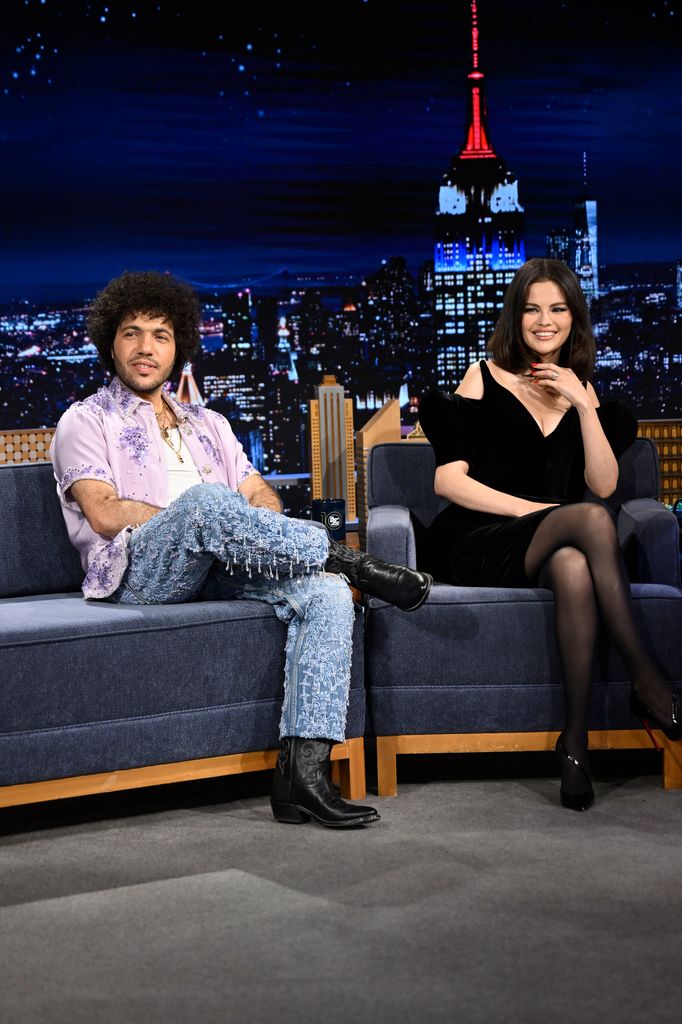 Benny Blanco & Selena Gomez en el show de Jimmy Fallon en Nueva York