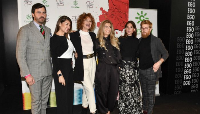 Lourdes Montes, Esther Arroyo, Raquel Revuelta, Mario Niebla, Juana Martín y Dani del toro