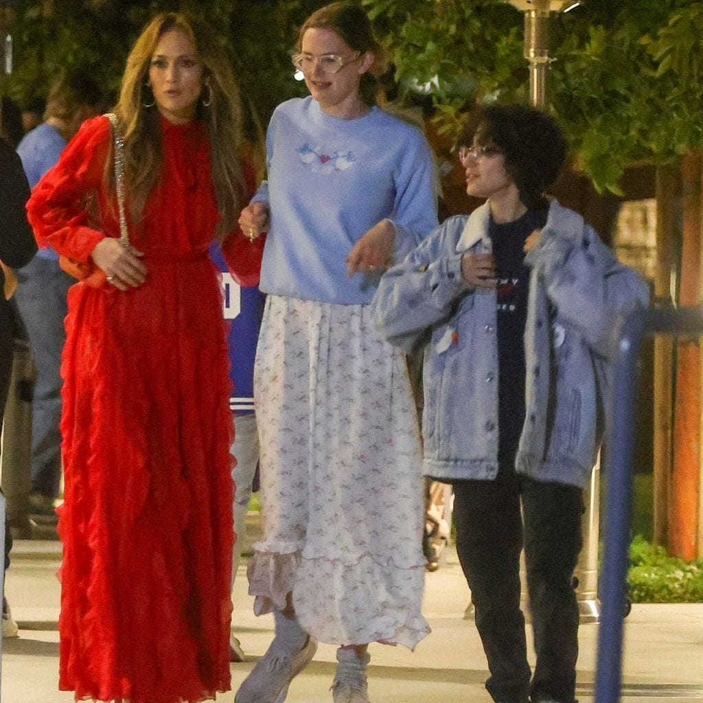 Jennifer Lopez y Violet Affleck con Emme Muñiz