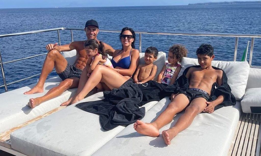 cristiano ronaldo y sus hijos