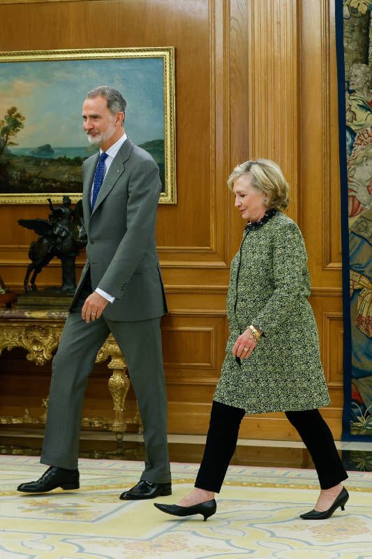 El rey con Hillary Clinton