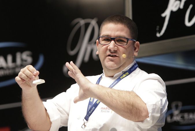 El chef Dani García, durante su ponencia sobre 'texturas heladas'. 