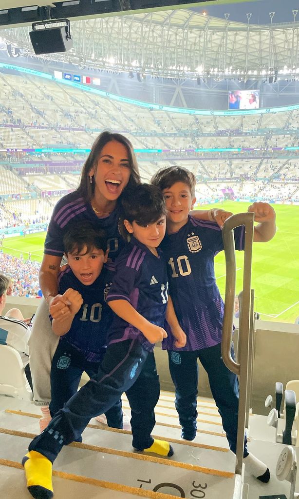 Antonela Roccuzzo y sus hijos