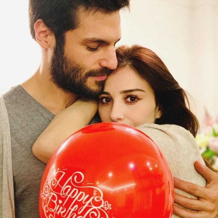 Serkan-ozge-globo-cumple-ig-serkancayoglu