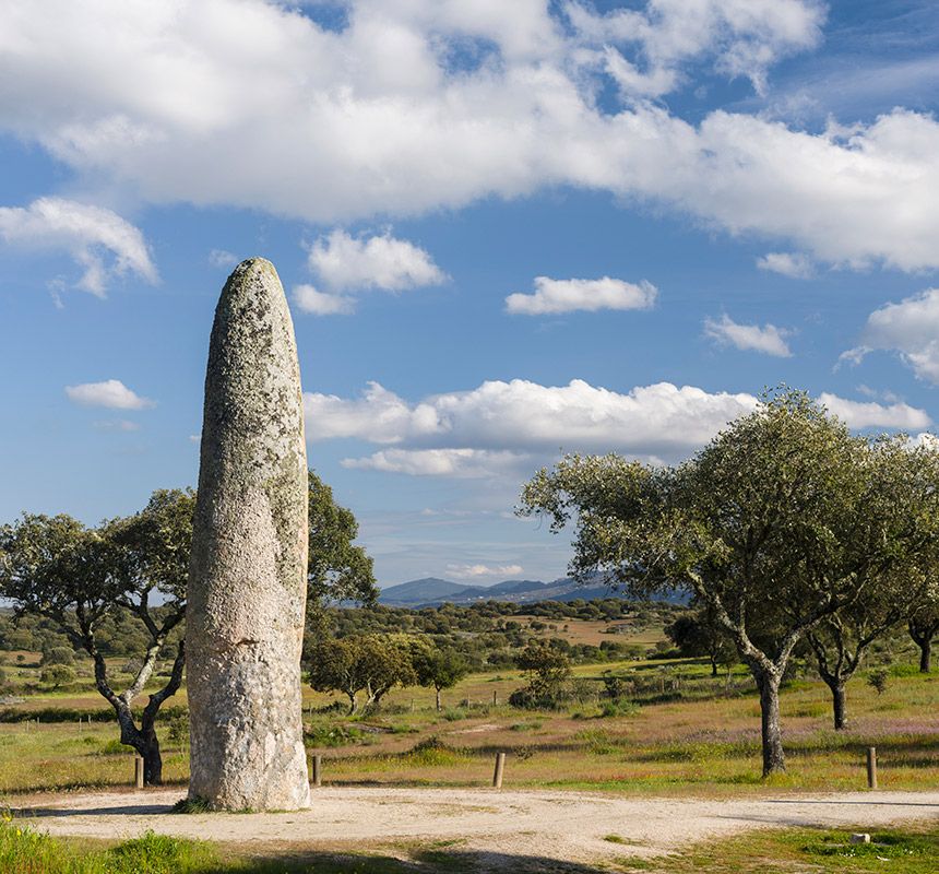 Menhir da Meada, Santa Maria da Devesa, Alentejo, Portugal