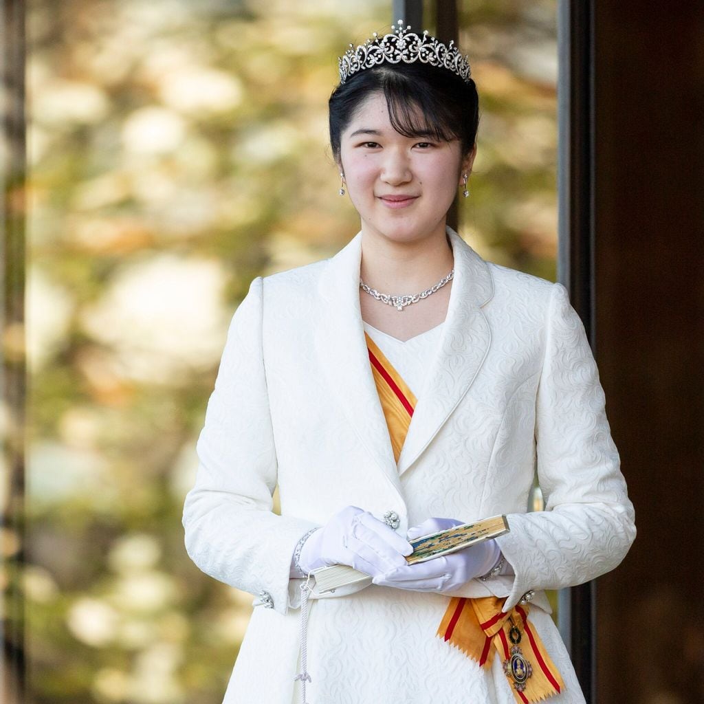 Japan\'s Princess Aiko Greets Media Upon Her Coming-of-age