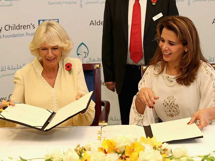 Haya de Jordania y la reina Camilla