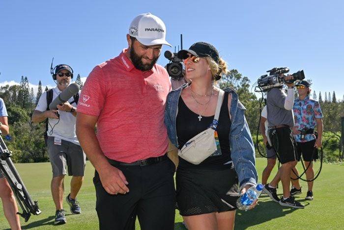 Jon Rahm junto a su mujer Kelley