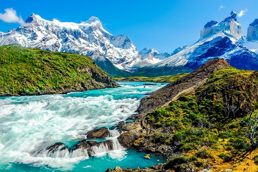 Cascada Salto Grande en Torres del Paine, Chile