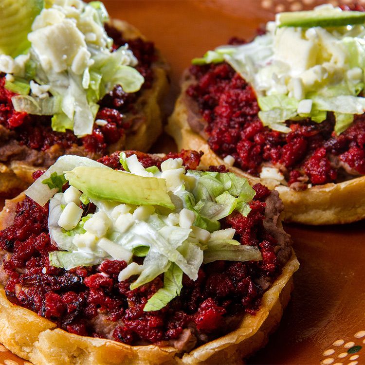 Sopes de chorizo