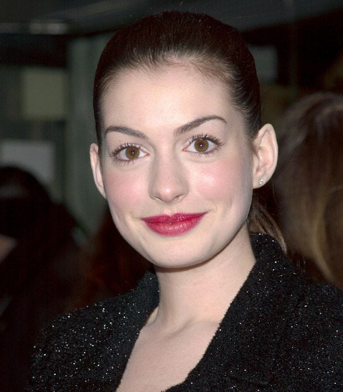 anne hathaway 2a