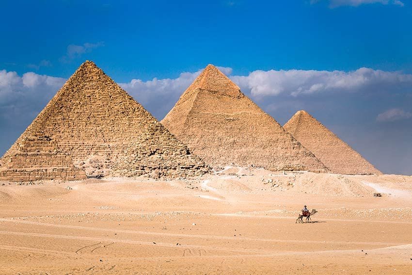 tres piramides giza egipto