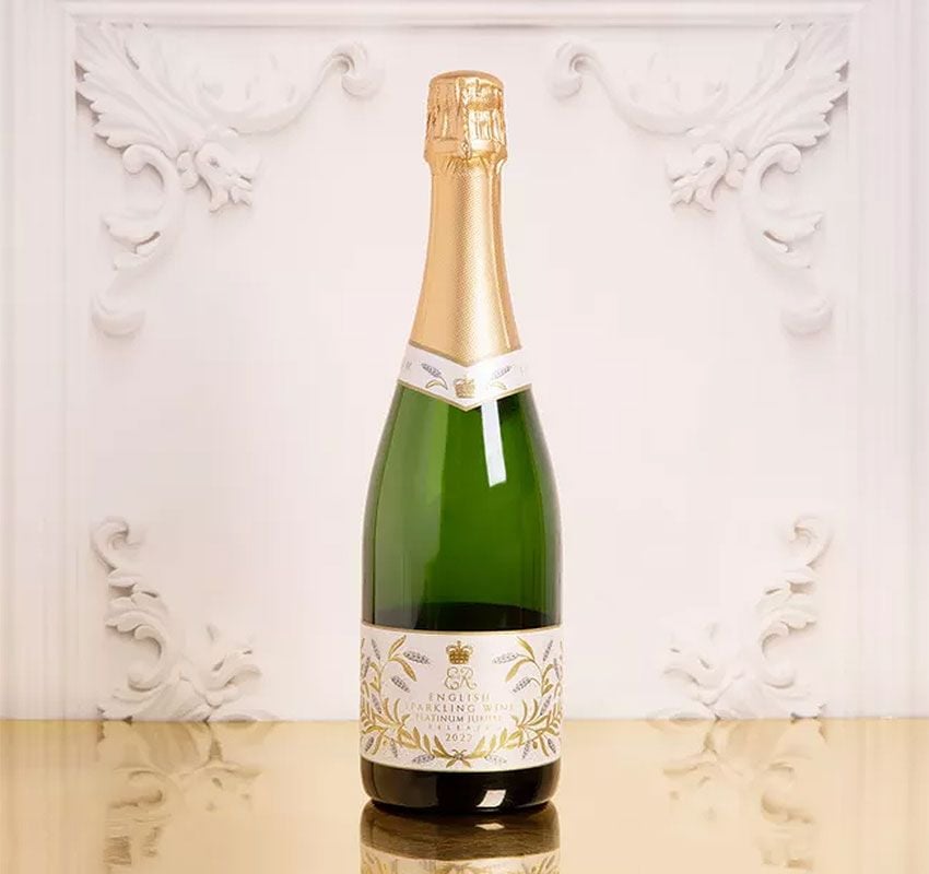 queen elizabeth sparkling wine