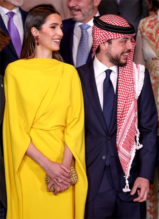 El príncipe Hussein y su futura esposa
