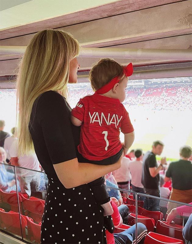 Edurne lleva a Yanay a ver jugar por primera vez a De Gea