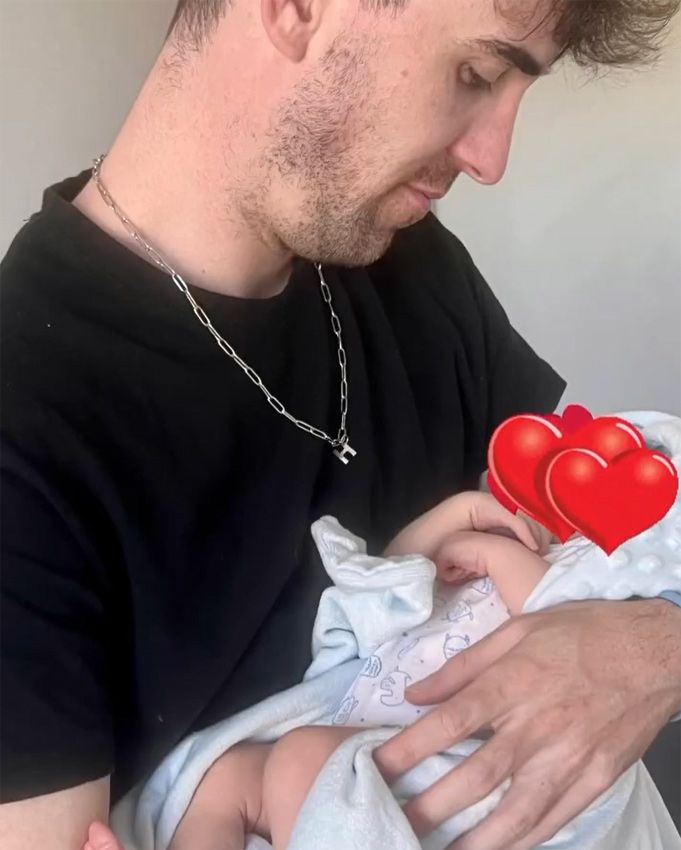 Miki Mejias con su hijo Hugo