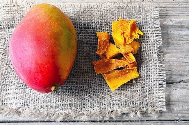 Mango deshidratado, el snack más versátil 