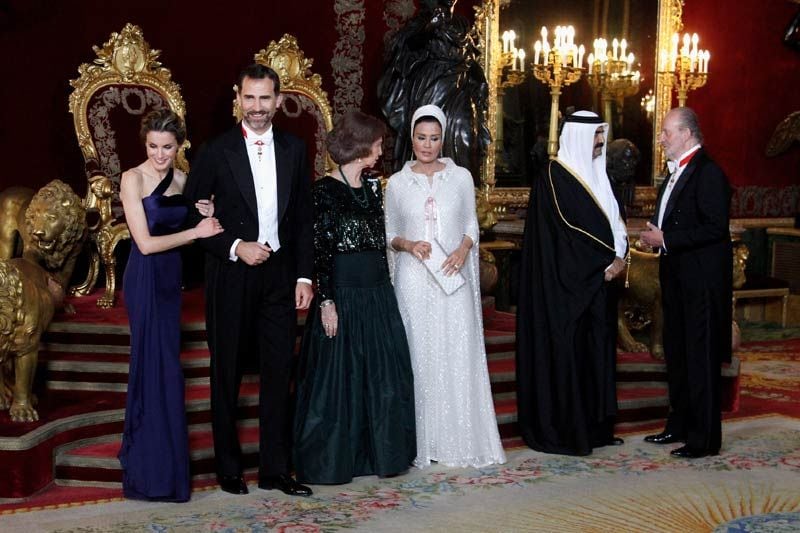Reyes Juan Carlos y Sofía, don Felipe, doña Letizia y los exjequeses de Catar