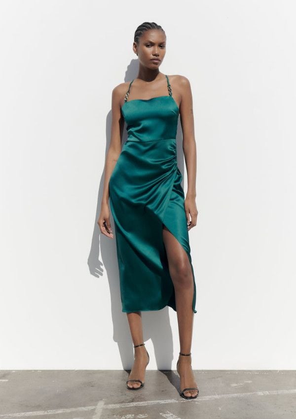 zara vestido satinado verde oscuro