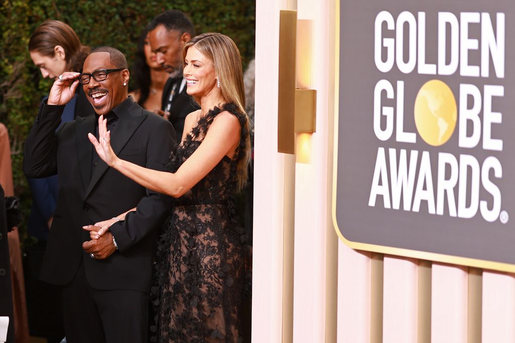 Eddie Murphy y Paige Butcher en los Globos de Oro de 2023