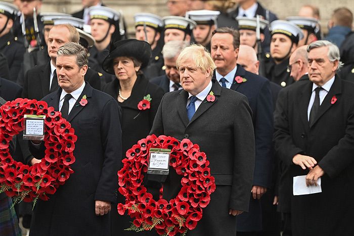 La Familia Real celebra el Día del Armisticio sin la Reina por primera vez en 22 años