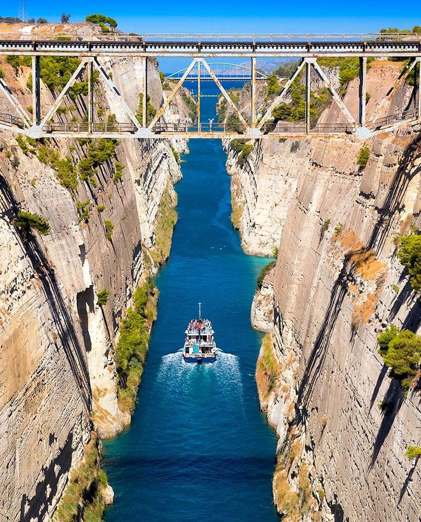 corinto canal grecia