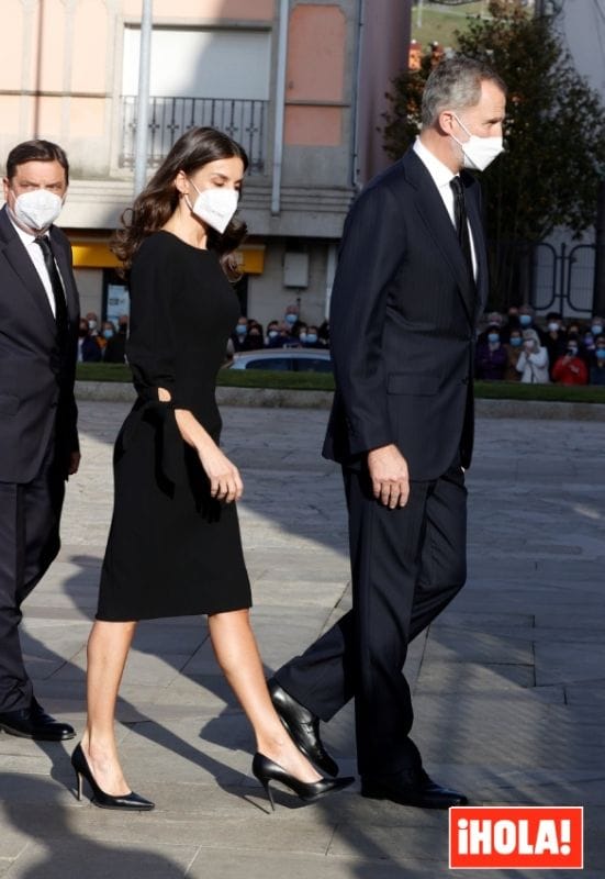 Los Reyes presiden en Marín el funeral por los marineros fallecidos en el naufragio del 'Villa Pitanxo'