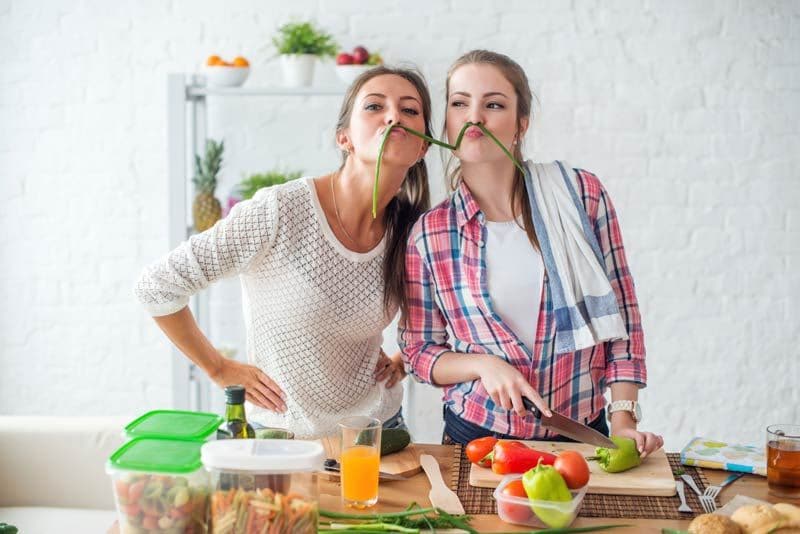 mujeres cocina