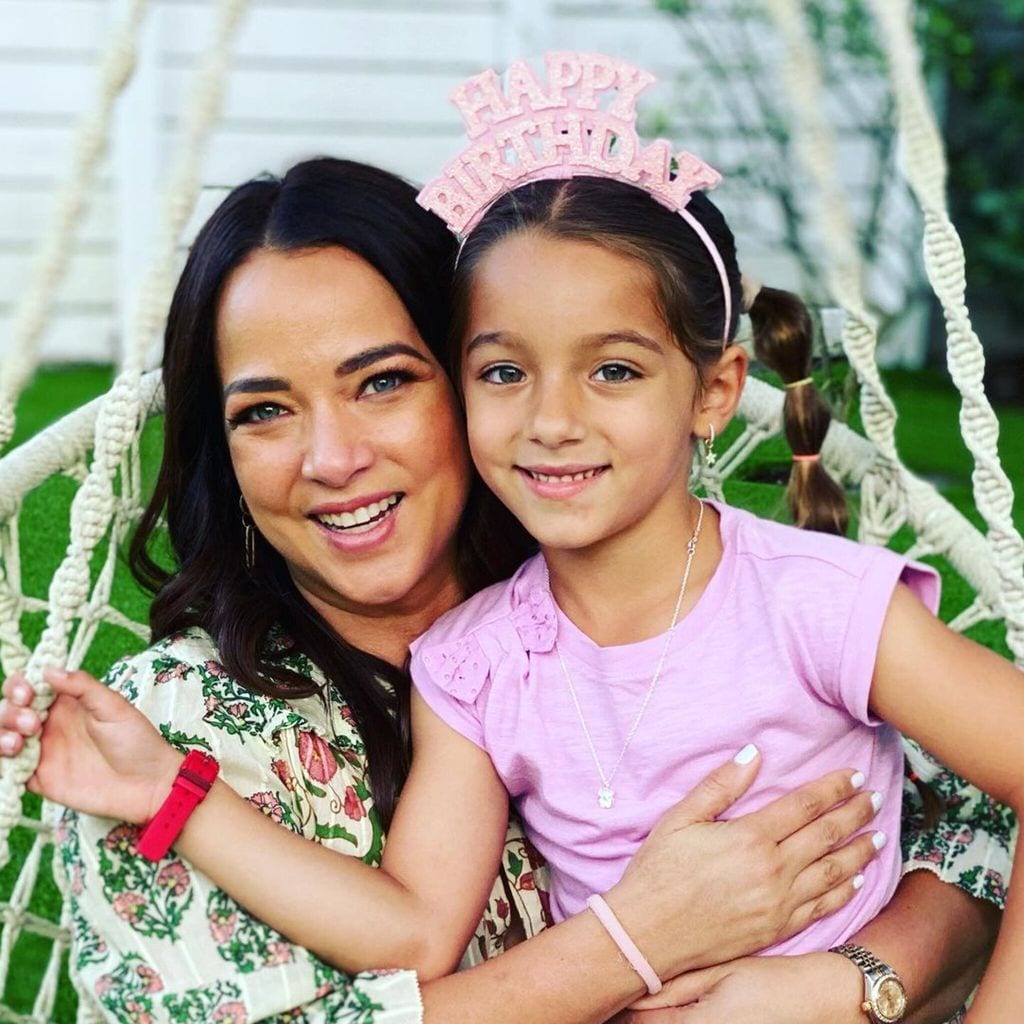 adamari l pez celebra la fiesta de cumplea os de su hija ala a