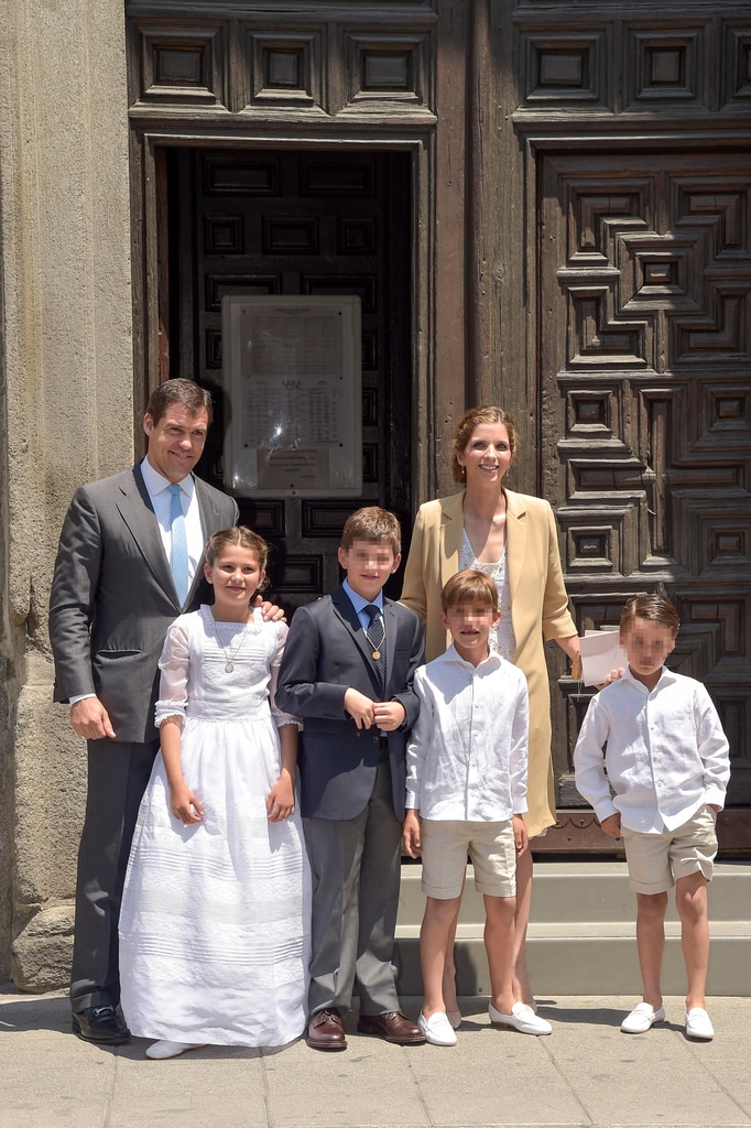 Luis Alfonso de Borbon, Margarita Vargas y sus hijos